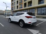 Hyundai Santa Fe-10
