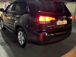 Kia Sorento-10