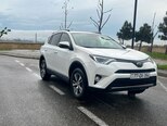 Toyota RAV4-1