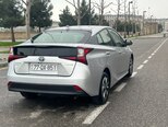 Toyota Prius-10
