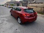 Chevrolet Cruze-12