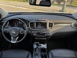 Kia Sorento-16