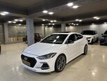 Hyundai Elantra-3