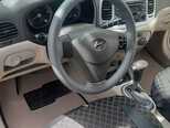Hyundai Accent-14