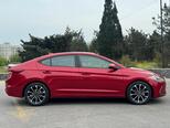 Hyundai Elantra-4