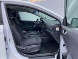 Hyundai IONIQ-12
