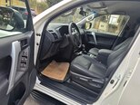 Toyota Land Cruiser Prado-12