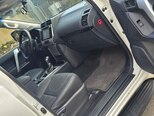 Toyota Land Cruiser Prado-15