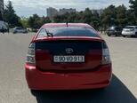 Toyota Prius-2