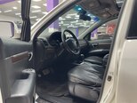 Hyundai Santa Fe-6