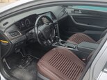 Hyundai Sonata-5