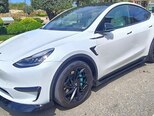 Tesla Model Y-6
