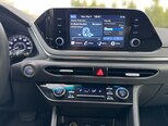 Hyundai Sonata-12