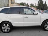 Hyundai Santa Fe-12