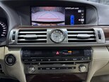 Lexus LS 460L-19