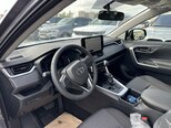 Toyota RAV4-12
