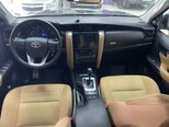 Toyota Fortuner-7
