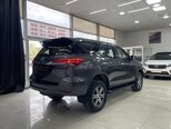 Toyota Fortuner-9
