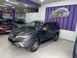 Toyota Fortuner-4