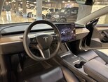 Tesla Model 3-10