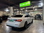 Mercedes E 200 d-4