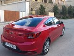 Hyundai Elantra-9