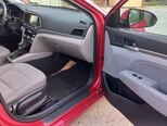 Hyundai Elantra-21