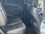 Hyundai Grand Santa Fe-12