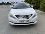 Hyundai Sonata-1