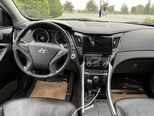 Hyundai Sonata-14