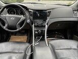 Hyundai Sonata-15