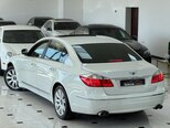 Hyundai Genesis-7