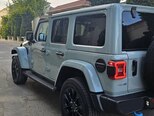 Jeep Wrangler-12