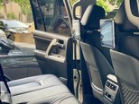 Toyota Land Cruiser-7