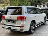 Toyota Land Cruiser-16