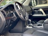 Toyota Land Cruiser-5