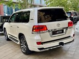Toyota Land Cruiser-18