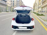 Hyundai IONIQ-15