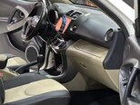 Toyota RAV4-19