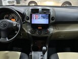 Toyota RAV4-24