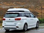Kia Carnival-2