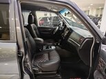 Mitsubishi Pajero-15