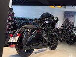 Harley-Davidson FLHX Street Glide-3