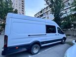 Ford Transit-5