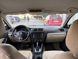 Volkswagen Jetta-5