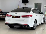 Kia K5-10
