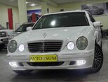 Mercedes E 320-1