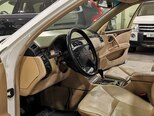 Mercedes E 320-19