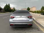 Hyundai Sonata-2