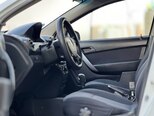 Chevrolet Aveo-8
